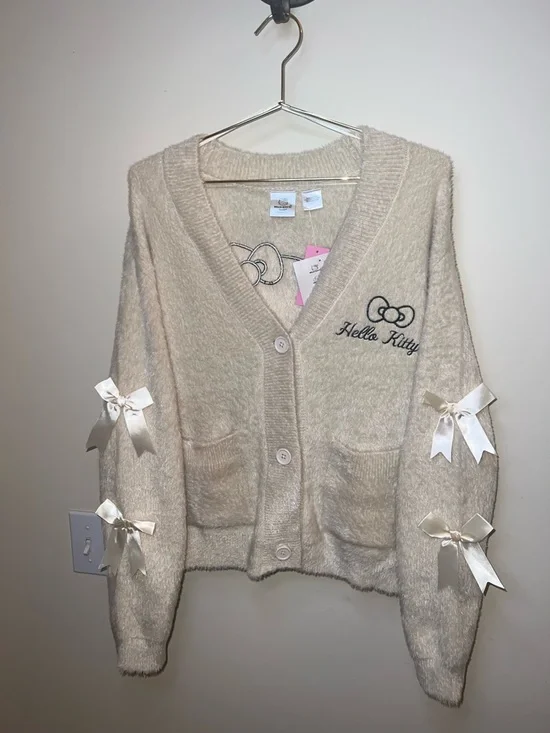 Hello Kitty Bow Sleeve Fuzzy Cardigan Cream Sanrio S/M NWT - Picture 11 of 13